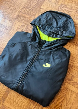 Kawaii Nike Noir et Vert, brand: Nike, condition: Good, size: 15 years / 170 cm, €5.00, €5.95 includes Buyer Protection