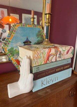 Keramieken hand boekensteun – vintage design, merk: Vintage Love, staat: Heel goed, € 22,00, € 23,80 inclusief Kopersbescherming