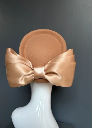 Pill Box Hat Gold Bow Fascinator Wedding New Year Scottish, brand: Wedding, condition: Very good, size: One size, £35.00, £37.45 includes Buyer Protection Pro