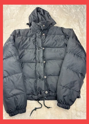 Giubbotto piumino ufm nero taglia L, brand: ufm, condizioni: Ottime, taglia: L / IT 44 / EU 40, €24.90, €26.85 include la Protezione acquisti