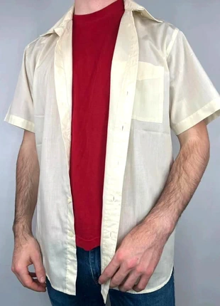 Chemise blanc crème unie à manche courte Vintage homme - L, marque: Vintage Dressing, état: Très bon état, taille: L, 1,00 €, 1,75 € Protection acheteurs incluse