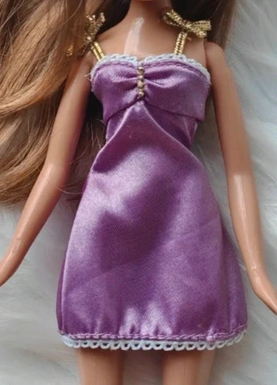 Vestitino bambola Bratz Yasmin, brand: Bratz, condizioni: Ottime, taglia: Taglia unica, €3.00, €3.85 include la Protezione acquisti