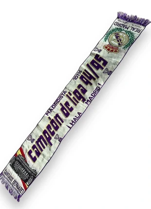 Écharpe football Real Madrid 94/95, marque: Real Madrid, état: Très bon état, 5,00 €, 5,95 € Protection acheteurs (Pro) incluse