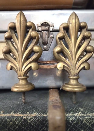 Pair Antique French Bronze Finials – Fleur-de-Lis & Acanthus Design – 19th C Architectural Ornaments, condition: Very good, €159.00, €167.65 includes Buyer Protection Pro