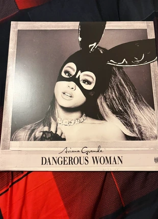 Ariana grande, état: Neuf sans étiquette, 14,00 €, 15,40 € Protection acheteurs incluse