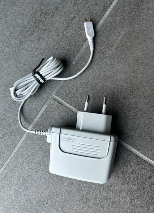 Chargeur Nintendo, marque: Nintendo, état: Neuf sans étiquette, 13,00 €, 14,35 € Protection acheteurs incluse