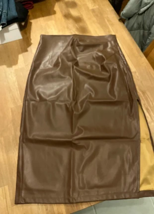 Jupe SHEIN marron, marque: Shein, état: Très bon état, taille: XL / 42 / 14, 2,00 €, 2,80 € Protection acheteurs incluse