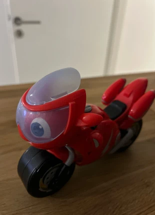 Moto Ricky zoom, marque: Ricky Zoom, état: Très bon état, taille: 3 ans / 98 cm, 3,00 €, 3,85 € Protection acheteurs incluse