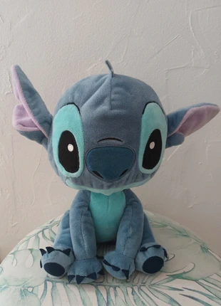 Peluche Stitch 26 cms, marke: Disney, zustand: Sehr gut, größe: Einheitsgröße, 8,99 €, 10,14 € inklusive Vinted-Käuferschutz