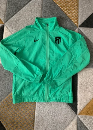 Gilet Nike, marque: Nike, état: Neuf sans étiquette, taille: S, 24,99 €, 26,94 € Protection acheteurs incluse