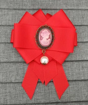 Grande Broche Fantaisie Nœud rouge Camée et Perle, brand: Unique, condition: New with tags, €12.00, €13.30 includes Buyer Protection