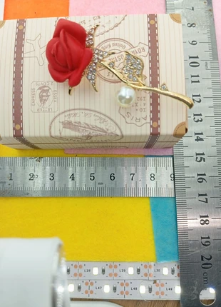 Broche avec la boîte, marca: Broche.fr, estado: Muito bom, €5.00, €5.95 inclui Proteção do Comprador Pro