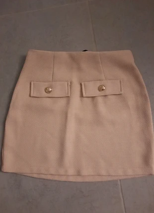 Jupe beige boutons dorés, brand: Zara, condizioni: Nuovo senza cartellino, taglia: S / IT 40 / EU 36, €5.00, €5.95 include la Protezione acquisti