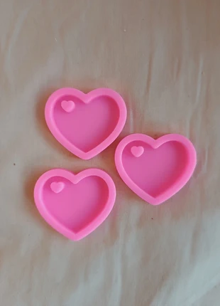 Moule en forme de coeur pour resine, état: Neuf sans étiquette, 1,50 €, 2,28 € Protection acheteurs incluse