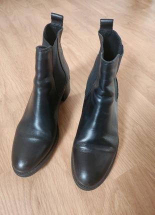 Bottines femme noires André, marque: André, état: Satisfaisant, taille: 37, 5,00 €, 5,95 € Protection acheteurs incluse