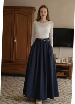 Jupe longue bleu marine taille haute - évasée avec ceinture, état: Très bon état, taille: M / 38 / 10, 39,90 €, 42,60 € Protection acheteurs (Pro) incluse