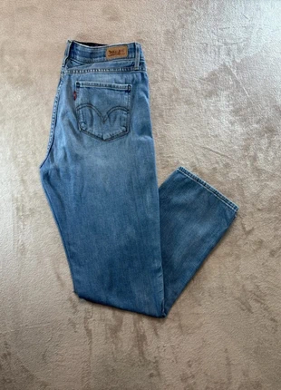Jean Levi’s 515 Bootcut Bleu Clair Délavé Taille FR 40 (W30 L32) Très bon état 1040, marca: Levi's, estado: Muito bom, tamanho: L / 40 / 12, €14.00, €15.40 inclui Proteção do Comprador Pro