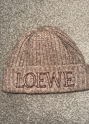 Women’s LOEWE winter hat, brand: Unbranded, condition: Very good, size: One size, £15.00, £16.45 includes Buyer Protection