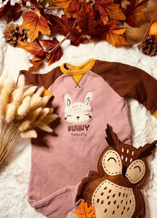 🧸 Grenouillère épaisse Bunny – Kiabi – 9 mois, marque: Kiabi, état: Très bon état, taille: 9-12 mois / 74 cm, 5,00 €, 5,95 € Protection acheteurs incluse