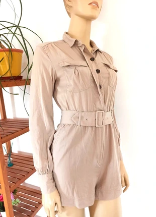 Mono corto H&M con cinturón – Talla 34 (XS), marca: H&M, estado: Muy bueno, tamaño: XS / 34 / 6, 15,00 €, 16,45 € Protección al comprador incluida