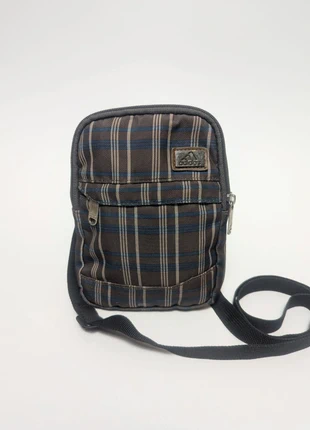 🎒 Sacoche Adidas – Motif à carreaux – Marron et bleu – Vintage – Bon état, brand: adidas, condition: Good, €19.90, €21.60 includes Buyer Protection