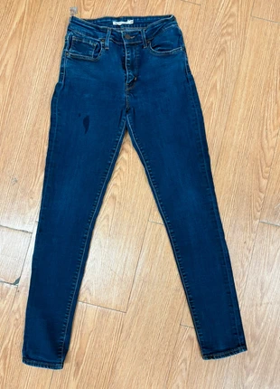 Levi’s 721 High Rise Skinny – Jeans Donna Blu Scuro (W28 L30 / IT 42), marque: Levi Strauss & Co., état: Très bon état, taille: M / 38 / 10, 10,00 €, 11,20 € Protection acheteurs incluse