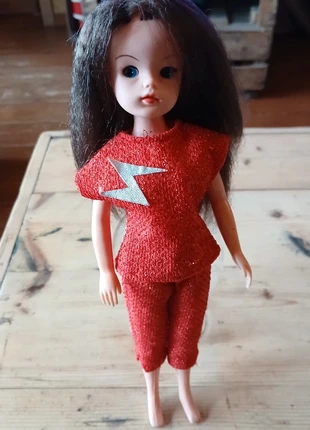 Prachtige zeldzame Sindy kledij setje roller skate Exclusief pop, marque: Sindy, état: Bon état, taille: Taille unique, 26,00 €, 28,00 € Protection acheteurs incluse