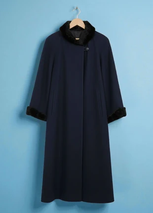 Stefano Benuto – Elegant Navy 75% Wool & 5% Cashmere Coat with Single-Breasted – 42 🌟💎, marque: Vintage Dressing, état: Très bon état, taille: XL / 42 / 14, 59,90 €, 63,60 € Protection acheteurs incluse