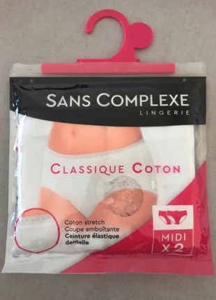 Sans complexe 2 culottes Taille FR40, merk: Sans Complexe, staat: Nieuw met prijskaartje, maat: L / 40 / 12, € 5,00, € 5,95 inclusief Kopersbescherming