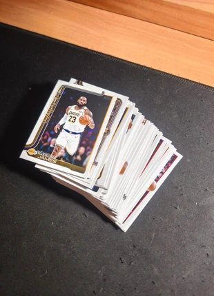 Lote 47 cartas base Topps Flagship 2025-26, marque: Topps, état: Neuf sans étiquette, 12,00 €, 13,30 € Protection acheteurs incluse