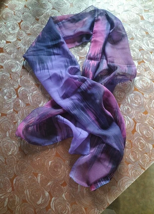 Foulard violet, marca: sansnom., estado: Muy bueno, 2,00 €, 2,80 € Protección al comprador incluida