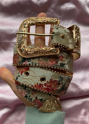 Light green and gold floral buckle belt, condition: Very good, size: 34 inches, £9.00, £10.15 includes Buyer Protection
