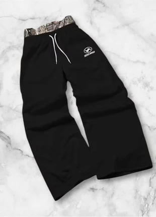 Pantalon de survêtement noir taille M avec taille camouflage streetwear oversize y2k sportswear, brand: y2k, condition: Very good, size: M, €40.00, €42.70 includes Buyer Protection Pro