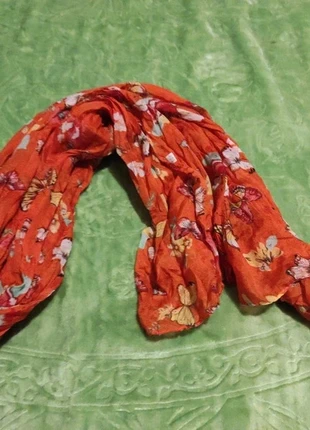 Foulard papillon, marca: sansnom., estado: Bueno, 3,00 €, 3,85 € Protección al comprador incluida