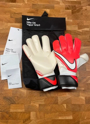 Nike GK vapor grip 3 rood wit maat 6, marque: Nike, état: Neuf sans étiquette, 29,99 €, 32,19 € Protection acheteurs incluse