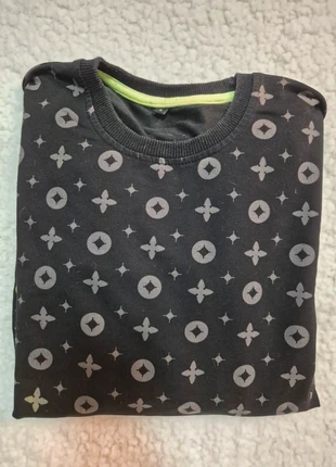 🖤 Pull Monogramme Noir & Jaune – Taille S – Excellent État 🖤, condition: Very good, size: S, €8.00, €9.10 includes Buyer Protection