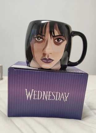 Taza Wednesday Miércoles Merlina 3D 🖤, brand: MGM, condizioni: Nuovo con cartellino, €10.95, €12.20 include la Protezione acquisti