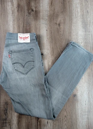 Jean gris Levi’s 511 slim W32 L34, brand: Levi's, condizioni: Ottime, taglia: IT 42 | W32, €20.00, €21.70 include la Protezione acquisti