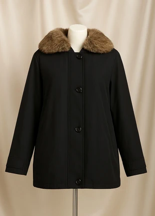Cappotto nero invernale | Black winter coat | Manteau d'hiver noir | Schwarzer Wintermantel, marke: Curvy, zustand: Sehr gut, größe: 4XL / 48 / 20, 20,00 €, 21,70 € inklusive Vinted-Käuferschutz