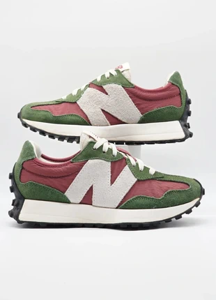 Sneakers New Balance 327 - Taille 37.5 (UK 5) - Très bon état - Blanc/Vert/Bordeaux, marca: New Balance, estado: Muito bom, tamanho: 37.5, €60.00, €63.70 inclui Proteção do Comprador Pro