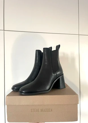 stivaletti in pelle neri, merk: Steve Madden, staat: Nieuw met prijskaartje, maat: 39, € 105,00, € 110,95 inclusief Kopersbescherming