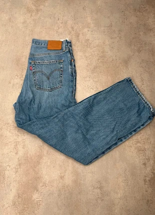 Jean Levi’s ribcage Straight Femme Blue vintage – Taille 38 (W28 L27), marque: Levi's, état: Très bon état, taille: M / 38 / 10, 27,00 €, 29,05 € Protection acheteurs incluse