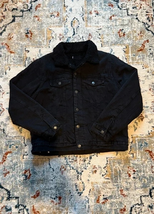 Veste en Jean Noire Intérieur Polaire Sherpa - Taille M - Blouson Chaud, marque: Vintage Dressing, état: Très bon état, taille: M, 30,00 €, 32,20 € Protection acheteurs incluse
