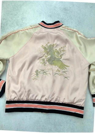 Veste Bombers Teddy rose style japonais taille M très bon etat, brand: Tout á coup, condizioni: Ottime, taglia: M / IT 42 / EU 38, €35.00, €37.45 include la Protezione acquisti Pro