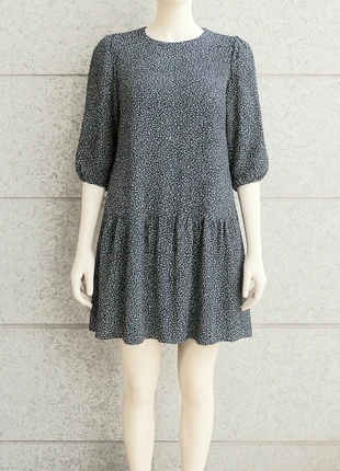 Vestido fluido de Zara de la talla S 2YK. Nuevo., merk: Zara, staat: Nieuw zonder prijskaartje, maat: S / 36 / 8, € 6,40, € 7,42 inclusief Kopersbescherming