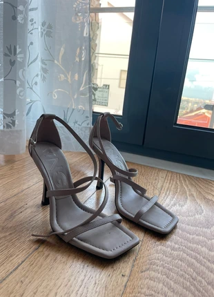 saltos altos - 38, marque: MNG, état: Très bon état, taille: 38, 8,00 €, 9,10 € Protection acheteurs incluse