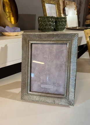 Fotolijst met zilveren rand nieuw, merk: Clayre & Eef, staat: Nieuw met prijskaartje, € 10,00, € 11,20 inclusief Kopersbescherming