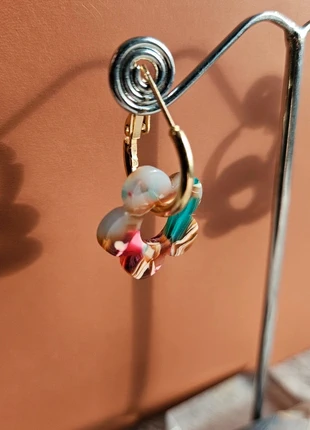 jolie Boucles d’oreilles fleurs colorées & doré – Tendance & stylées, état: Neuf sans étiquette, 10,00 €, 11,20 € Protection acheteurs incluse