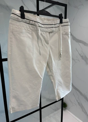 Women's NEXT White Bermuda shorts with belt., brand: Next, condition: Very good, size: L / UK 16-18, £3.50, £4.38 includes Buyer Protection