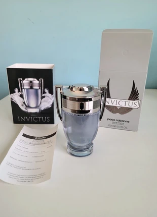Perfume de hombre Invictus Paco Rabanne Eau de Toilette 100 ml | Nuevo, precintado y con ticket, brand: Paco Rabanne, condizioni: Nuovo con cartellino, €41.99, €44.79 include la Protezione acquisti
